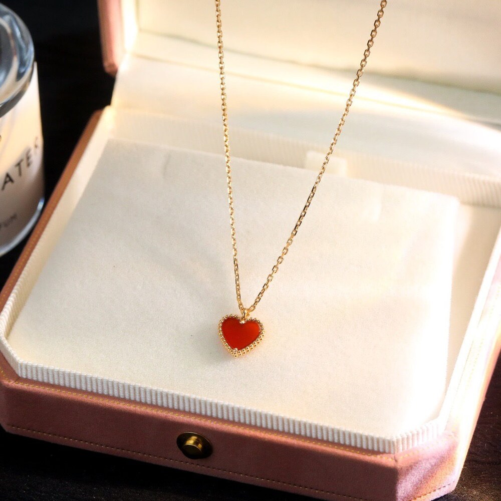 Van Cleef & Arpels Elegant Signature Necklace Style 3 | New with Box